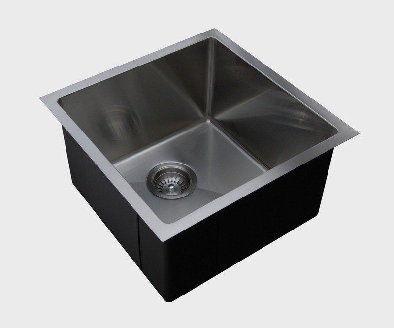 Ukinox RS390 Single Bowl Undermount Kitchen Sink Made of Stainless Steel